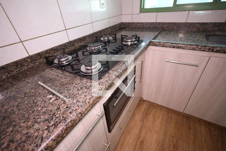 Cozinha de casa para alugar com 2 quartos, 179m² em Setor Tres Marias, Goiânia