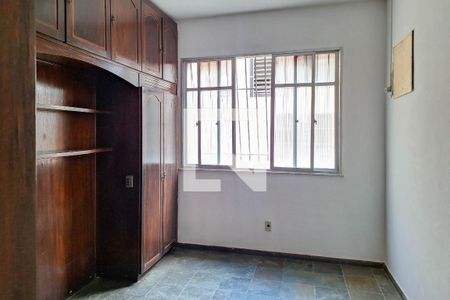 Quarto 1 de apartamento para alugar com 2 quartos, 54m² em Icaraí, Niterói
