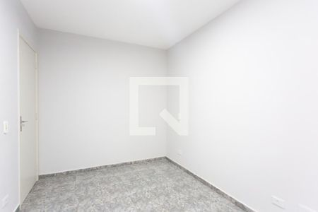 Quarto 1  de apartamento para alugar com 2 quartos, 48m² em Vila Carmosina, São Paulo