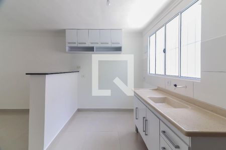 Sala e Cozinha de casa para alugar com 2 quartos, 70m² em Rio Pequeno, São Paulo
