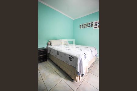 Suíte de casa para alugar com 3 quartos, 180m² em Jardim Vitoria, Taboão da Serra