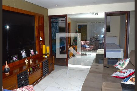  Sala de casa à venda com 3 quartos, 200m² em Dom Silvério, Belo Horizonte
