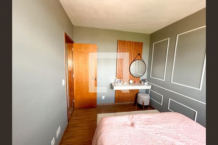 Apartamento à venda com 3 quartos, 55m² em Frei Leopoldo, Belo Horizonte