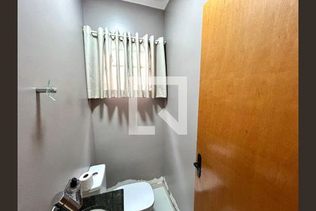 Lavabo de casa para alugar com 3 quartos, 153m² em Jardim Paraventi, Guarulhos