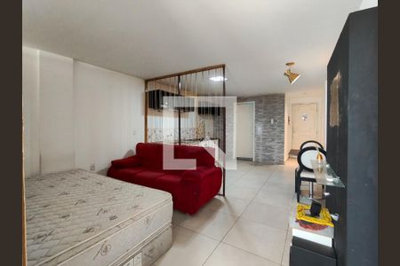 Estúdio de kitnet/studio para alugar com 1 quarto, 35m² em Cidade Nova, Rio de Janeiro