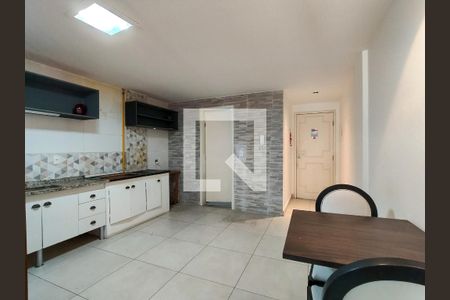 Estúdio de kitnet/studio para alugar com 1 quarto, 35m² em Cidade Nova, Rio de Janeiro