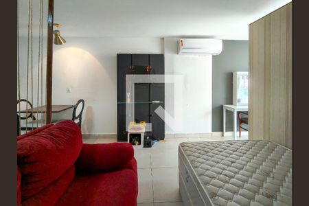 Estúdio de kitnet/studio para alugar com 1 quarto, 35m² em Cidade Nova, Rio de Janeiro