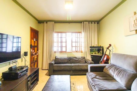 Sala de casa para alugar com 3 quartos, 166m² em Parque Cruzeiro do Sul, São Paulo