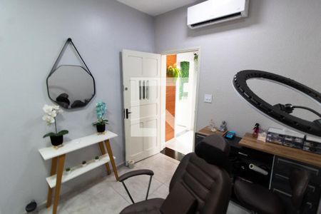 SALA de casa à venda com 3 quartos, 77m² em Taquaral, Campinas