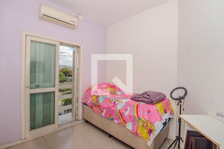 Quarto 2 de casa à venda com 2 quartos, 285m² em Vila Jardim, Porto Alegre