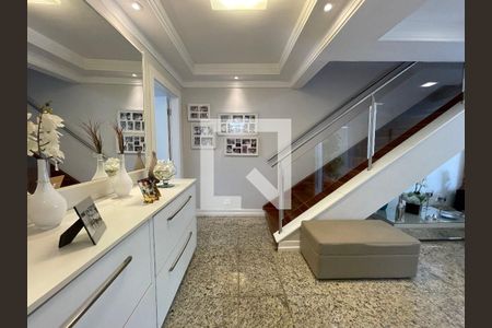 Sala de casa à venda com 4 quartos, 171m² em Rolinópolis, São Paulo