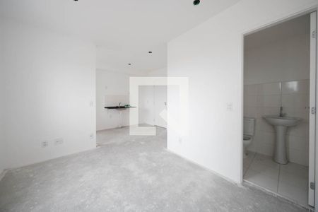 Sala/Cozinha de apartamento para alugar com 2 quartos, 35m² em Vila Ré, São Paulo