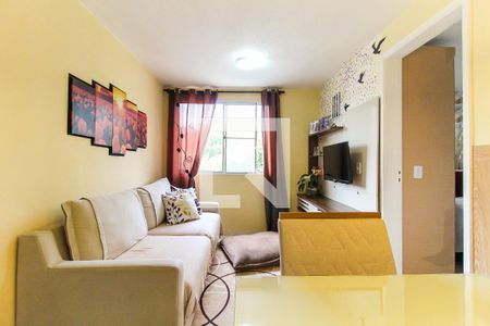 Sala de apartamento à venda com 2 quartos, 40m² em Vila Carmosina, São Paulo