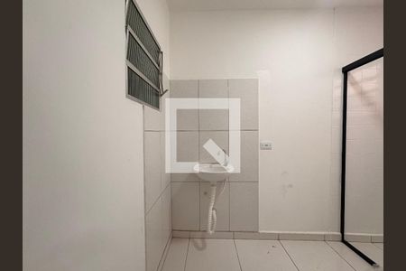 Banheiro  de kitnet/studio para alugar com 1 quarto, 22m² em Parque das Nações, Santo André