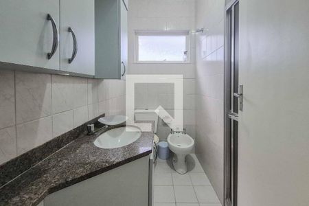 Banheiro Social de casa de condomínio à venda com 4 quartos, 173m² em Jardim Pinheiros, São Paulo