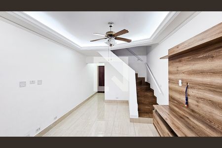Sala de casa para alugar com 3 quartos, 156m² em Ayrosa, Osasco
