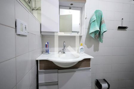 Banheiro de casa para alugar com 3 quartos, 100m² em Parque Novo Oratório, Santo André