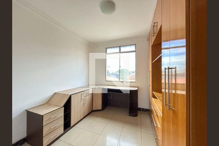 Quarto 1 de apartamento para alugar com 3 quartos, 75m² em Dona Clara, Belo Horizonte