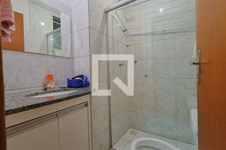 Banheiro de apartamento à venda com 3 quartos, 58m² em Nova Granada, Belo Horizonte