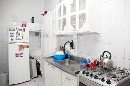 Cozinha + Área de Serviço de apartamento para alugar com 1 quarto, 55m² em Centro Histórico, Porto Alegre