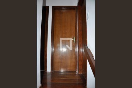 Detalhe - Hall Quartos de casa à venda com 5 quartos, 250m² em Vila Cruz das Almas, São Paulo