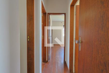 Corredor de apartamento à venda com 2 quartos, 82m² em Santo Antônio, Belo Horizonte