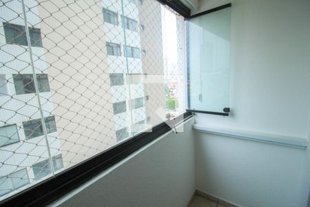 Apartamento para alugar com 2 quartos, 85m² em Vila Bertioga, São Paulo