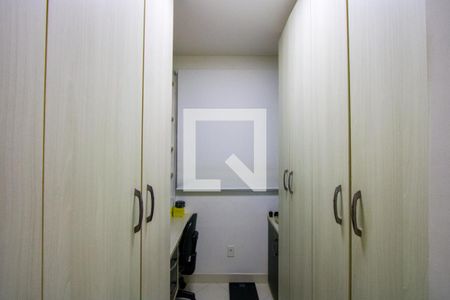 Quarto 2 de apartamento para alugar com 2 quartos, 80m² em Vila Assunção, Santo André