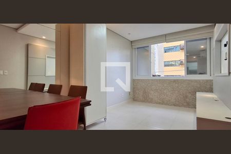 Sala de apartamento para alugar com 2 quartos, 72m² em Centro, Florianópolis