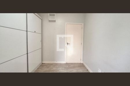 Quarto  de apartamento para alugar com 2 quartos, 72m² em Centro, Florianópolis