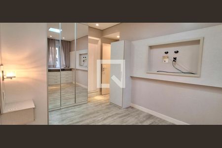 Suíte  de apartamento para alugar com 2 quartos, 72m² em Centro, Florianópolis