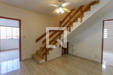 Casa à venda com 3 quartos, 370m² em Vila Nogueira, Diadema