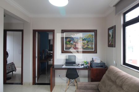Sala de TV de apartamento à venda com 3 quartos, 107m² em Castelo, Belo Horizonte