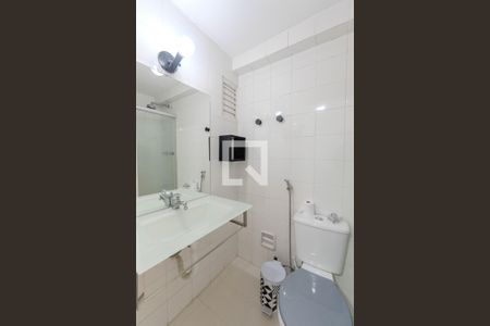 Banheiro de apartamento para alugar com 1 quarto, 32m² em Bela Vista, São Paulo