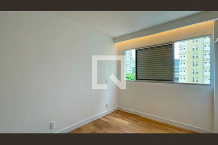 Quarto de apartamento à venda com 2 quartos, 96m² em Cerqueira César, São Paulo