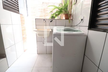 Área comum de kitnet/studio para alugar com 1 quarto, 18m² em Martins, Uberlândia