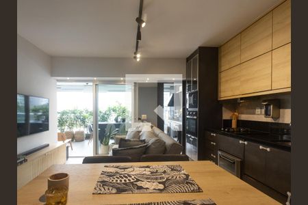 Sala de apartamento à venda com 2 quartos, 81m² em Moema, São Paulo