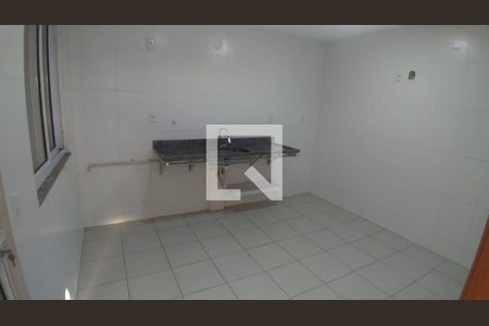 Casa à venda com 3 quartos, 120m² em Tanque, Rio de Janeiro