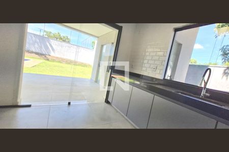 Casa à venda com 3 quartos, 500m² em Várzea, Lagoa Santa