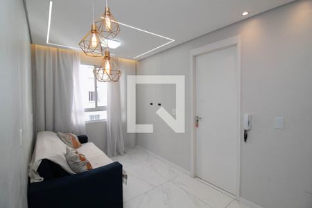 Sala de apartamento para alugar com 2 quartos, 37m² em Vila das Bandeiras, Guarulhos