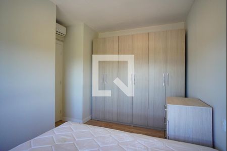 Quarto 2 de apartamento para alugar com 2 quartos, 50m² em Passo das Pedras, Porto Alegre