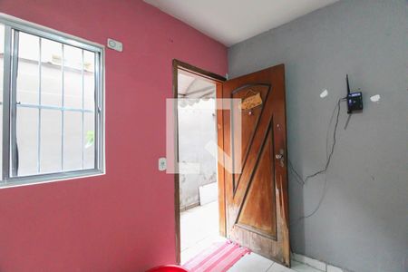 Casa à venda com 3 quartos, 100m² em Jardim Adutora, São Paulo