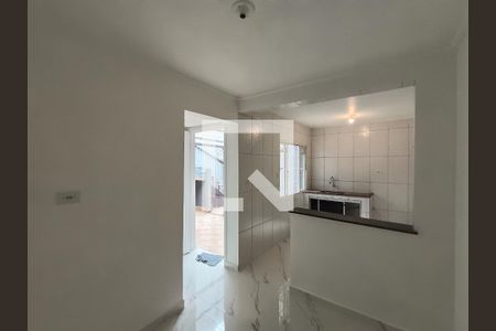 Sala/Cozinha de casa para alugar com 1 quarto, 40m² em Vila da Saúde, São Paulo