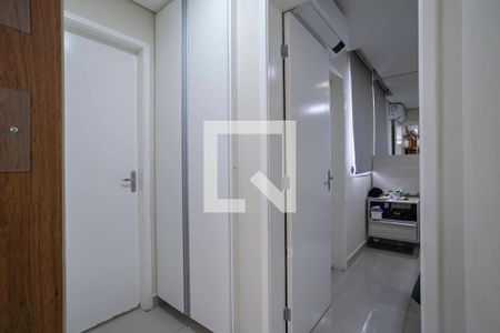 Corredor de apartamento à venda com 2 quartos, 55m² em Jardim Guanabara, Belo Horizonte