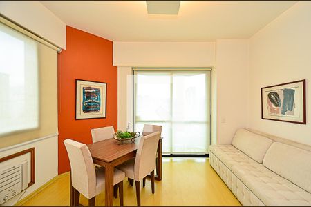 Sala Ambientes de apartamento para alugar com 1 quarto, 50m² em Funcionários, Belo Horizonte