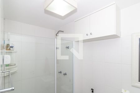 Banheiro de apartamento para alugar com 2 quartos, 63m² em Água Branca, São Paulo