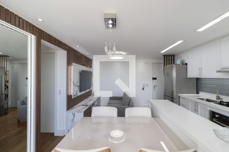 Sala/Cozinha/Área de Serviço  de apartamento à venda com 2 quartos, 46m² em Vila Carmosina, São Paulo