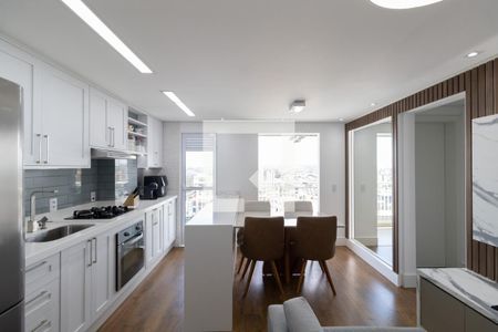 Sala/Cozinha/Área de Serviço  de apartamento à venda com 2 quartos, 46m² em Vila Carmosina, São Paulo