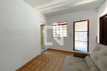 Sala de casa à venda com 2 quartos, 360m² em São Francisco, Belo Horizonte