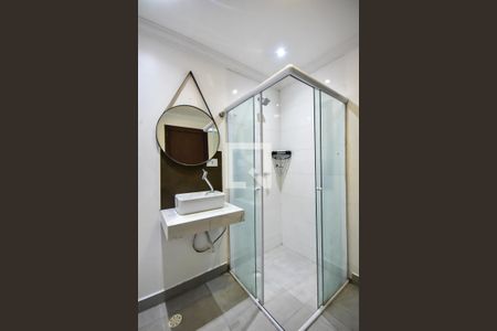 Banheiro de apartamento para alugar com 2 quartos, 42m² em Jardim Leonor, São Paulo